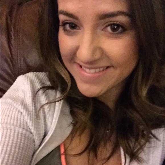 Meet Your Posher - Picture 1 of 1